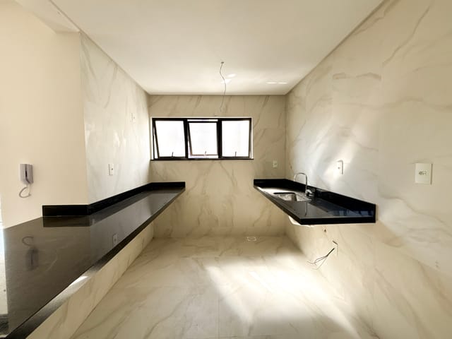 Apartamento 2 quartos e 2 banheiros, à venda, no bairro Boa Vista em Juiz de Fora