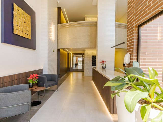 Apartamento 1 quarto e 2 banheiros, para alugar, no bairro Cabral em Curitiba