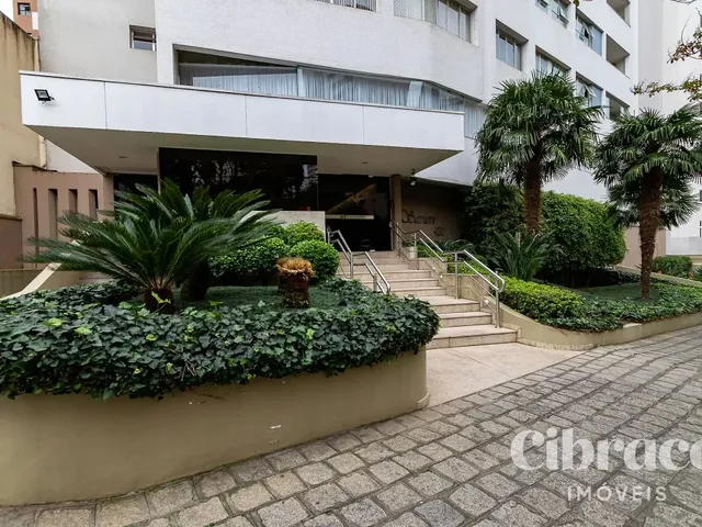 Apartamento 4 quartos e 4 banheiros, para alugar, no bairro Água Verde em Curitiba