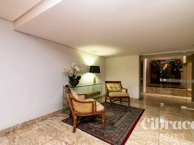 Apartamento 4 quartos e 4 banheiros, para alugar, no bairro Água Verde em Curitiba