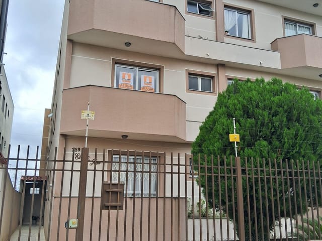 Locação - Apartamento com 02 quartos, 1 vaga de garagem, aproximadamente 60m², Edifício San Juan, Uvaranas.