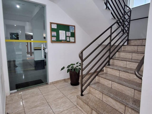 Apartamento 2 quartos e 1 banheiro, à venda, no bairro Jóquei Clube em Juiz de Fora