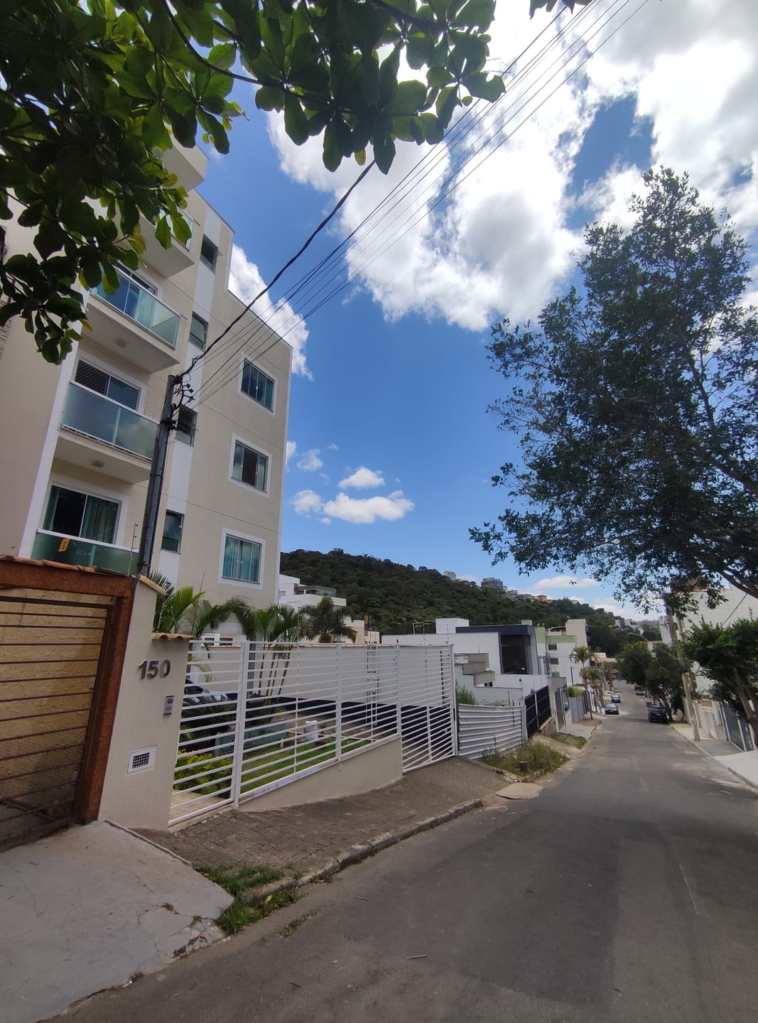 Apartamento à Venda em Jóquei Clube