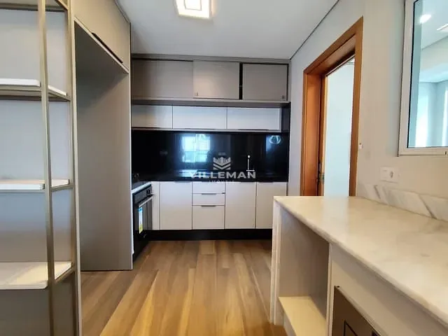 Apartamento com 120m² 2 quartos e 2 banheiros, para alugar, no bairro Zona 07 em Maringá