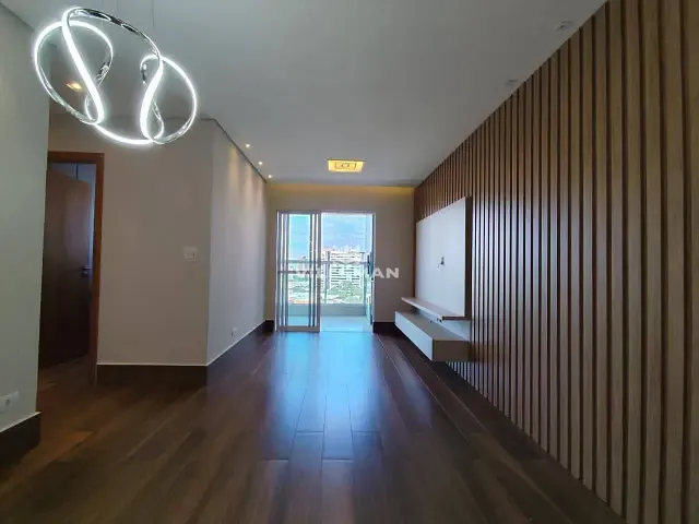 Apartamento com 120m² 2 quartos e 2 banheiros, para alugar, no bairro Zona 07 em Maringá