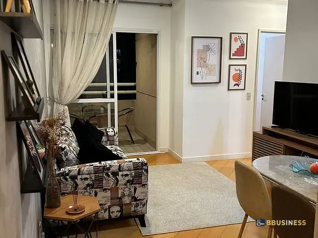 Apartamento 2 quartos e 1 banheiro, para alugar, no bairro Pinheiros em São Paulo
