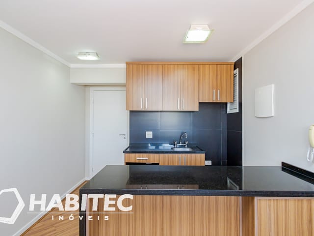 Apartamento para alugar, no bairro Centro em Curitiba
