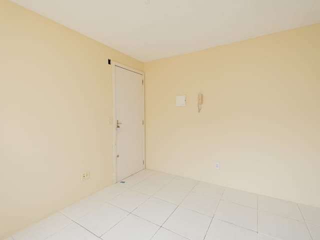 Apartamento com 55m² 2 quartos e 1 banheiro, para alugar, no bairro Três Vendas em Pelotas