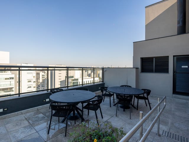 Foto do Apartamento - Apartamento tipo para venda em Indianópolis com 1 quarto, sendo 1 suíte, 79m² | Lares e Andares Imóveis