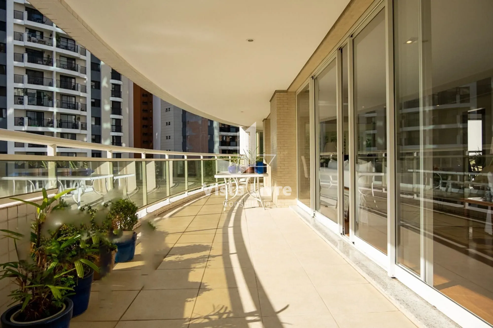 Apartamento, 4 quartos, 366 m² - Foto 2