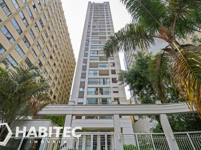 Apartamento 1 quarto e 1 banheiro, para alugar, no bairro Centro em Curitiba