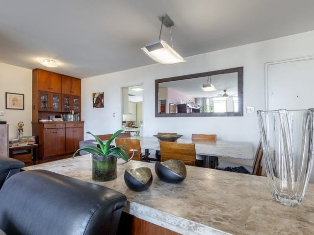 Foto do Apartamento - Apartamento tipo para venda em Higienópolis com 3 quartos, sendo 1 suíte, 168m² | Lares e Andares Imóveis