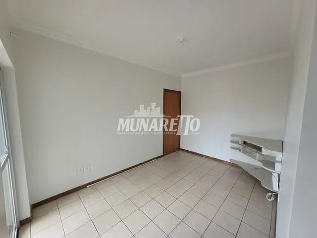 Apartamento com 90m² 3 quartos e 1 banheiro, à venda, no bairro Centro em Concórdia