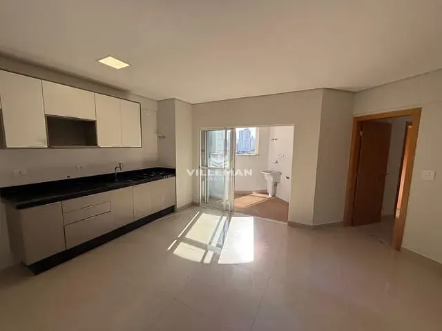 Apartamento com 175m² 3 quartos e 2 banheiros, à venda, no bairro Zona 07 em Maringá