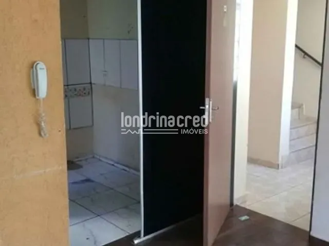 Apartamento 2 quartos e 1 banheiro, à venda, no bairro Jardim Ana Eliza em Cambé