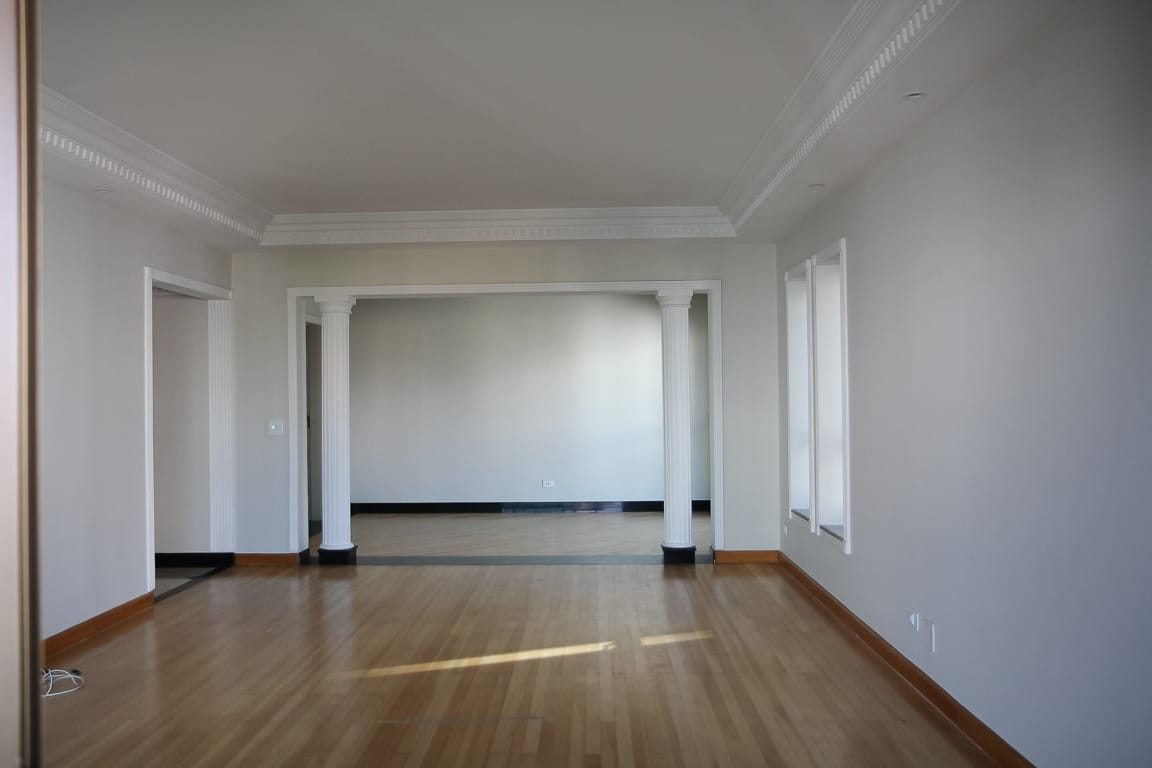 Foto do Apartamento-Apartamento tipo para venda em Vila Suzana com 3 quartos, sendo 3 suítes, 243m²
