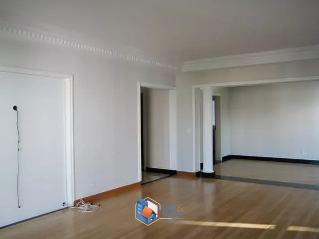 Apartamento com 243m² 3 quartos e 3 banheiros, à venda, no bairro Vila Suzana em São Paulo
