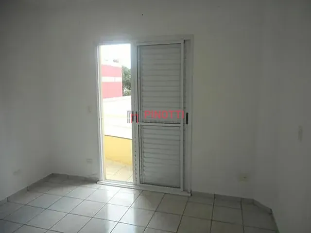 Apartamento 3 quartos e 1 banheiro, à venda ou para alugar, no bairro Vila Valparaíso em Santo André