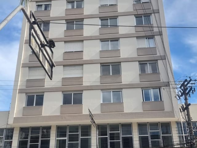 Apartamento 2 quartos e 1 banheiro, à venda, no bairro Centro em Caxias do Sul