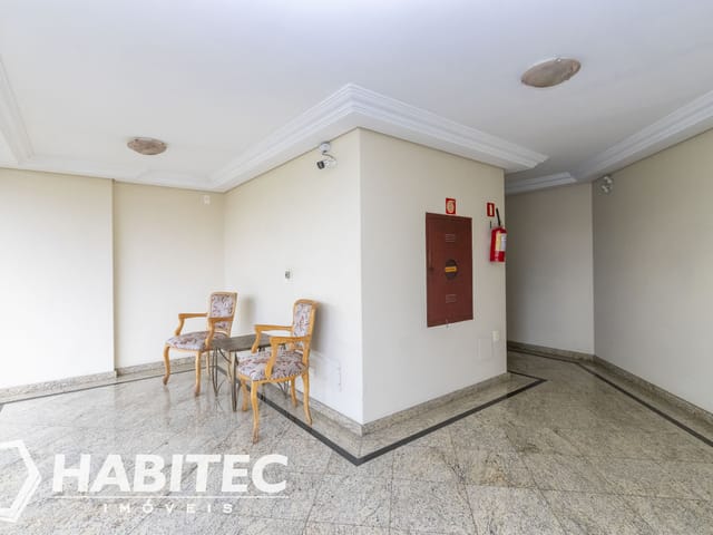 Apartamento 2 quartos e 2 banheiros, para alugar, no bairro Alto da Glória em Curitiba