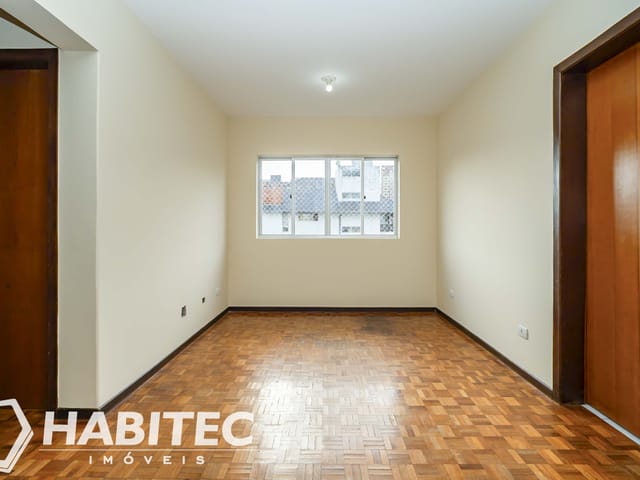 Apartamento 2 quartos e 2 banheiros, para alugar, no bairro Alto da Glória em Curitiba