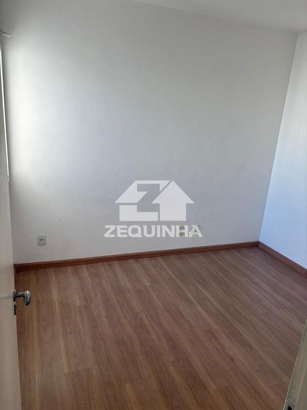 Apartamento à venda com 3 quartos, 74m² - Foto 13