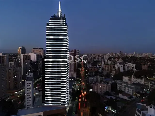 Apartamento com 234m² 3 quartos e 1 banheiro, à venda, no bairro Champagnat em Curitiba