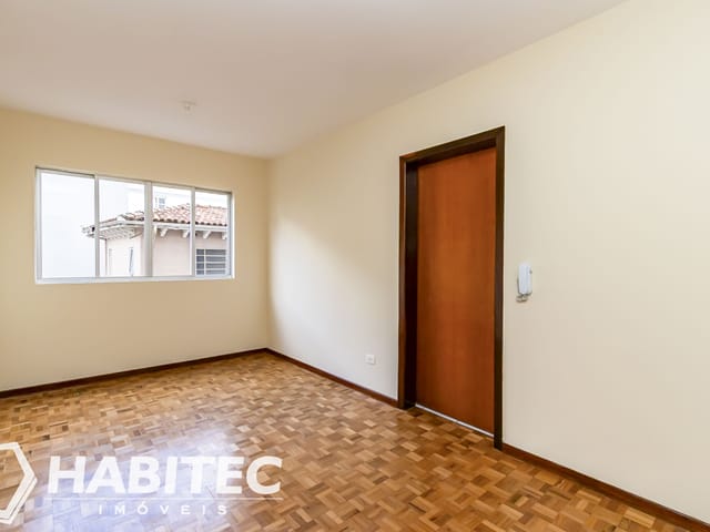 Apartamento 2 quartos e 2 banheiros, para alugar, no bairro Alto da Glória em Curitiba