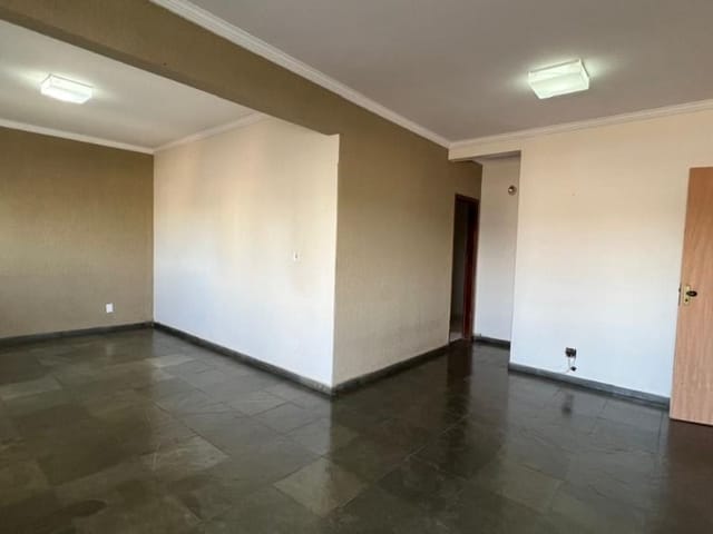 Foto do Apartamento - Apartamento à venda 3 Quartos, 1 Suite, 1 Vaga, 346M², São Sebastião, Uberaba - MG | Edifício Fabiana | ZUCATO IMOBILIARIA LTDA