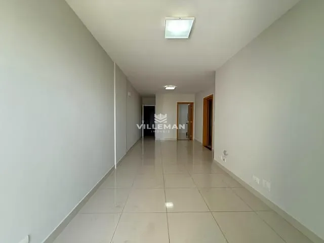 Apartamento com 200m² 3 quartos e 2 banheiros, à venda, no bairro Zona 01 em Maringá