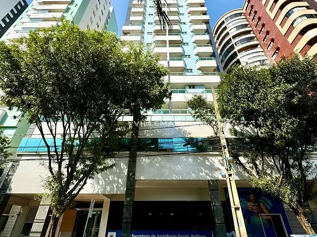 Apartamento com 200m² 3 quartos e 2 banheiros, à venda, no bairro Zona 01 em Maringá