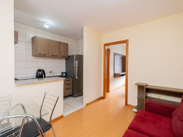 Apartamento com 43m² 1 quarto e 1 banheiro, à venda ou para alugar, no bairro Centro em Pelotas