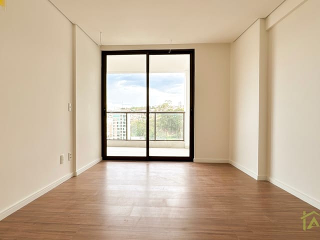 Apartamento com 184m² 3 quartos e 2 banheiros, à venda, no bairro São Mateus em Juiz de Fora