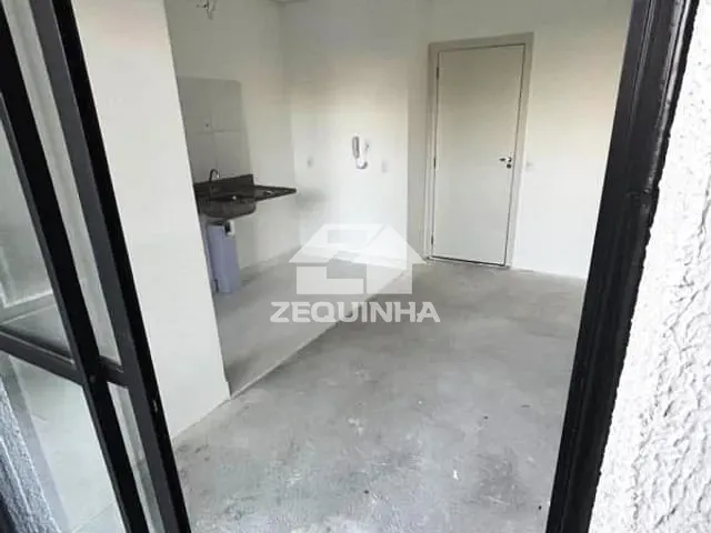 Apartamento com 48m² 2 quartos e 1 banheiro, à venda, no bairro Ayrosa em Osasco