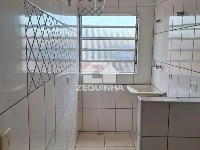 Apartamento com 49m² 2 quartos e 1 banheiro, à venda, no bairro Umuarama em Osasco