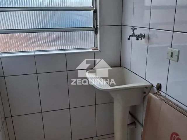 Apartamento com 49m² 2 quartos e 1 banheiro, à venda, no bairro Umuarama em Osasco