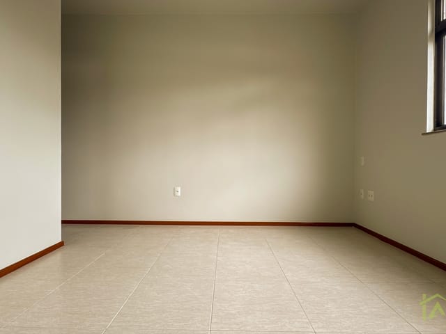 Apartamento 3 quartos e 2 banheiros, à venda, no bairro Granbery em Juiz de Fora