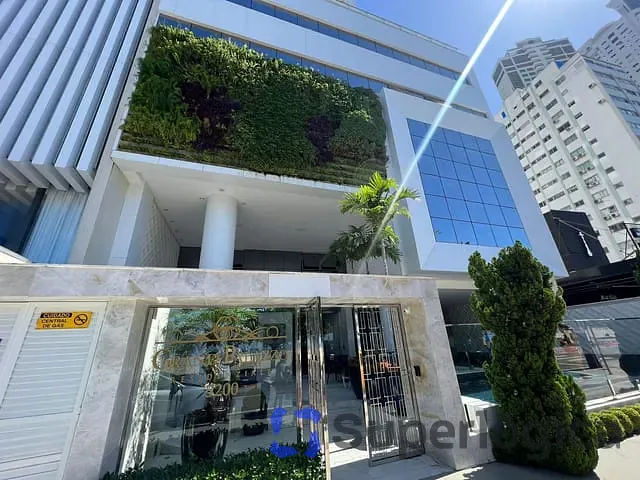 Apartamento com 218m² 3 quartos e 4 banheiros, à venda, no bairro Barra Sul em Balneário Camboriú