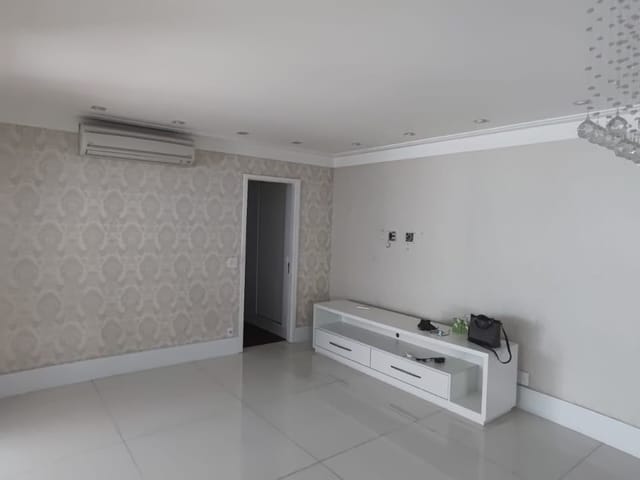 Foto do Apartamento - Excelente Apartamento para locação, com 116 metros, 3 dormitórios, 3 suítes, 2 vagas - Jardim Santa Mena, Guarulhos, SP | Imobiliária Compare