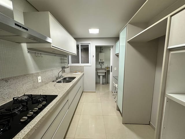 Apartamento com 197m² 3 quartos e 4 banheiros, para alugar, no bairro Gleba Palhano em Londrina