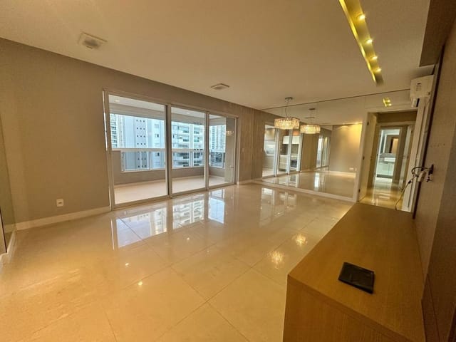Apartamento com 197m² 3 quartos e 4 banheiros, para alugar, no bairro Gleba Palhano em Londrina