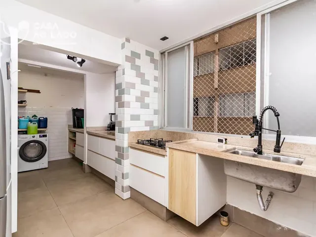 Apartamento 3 quartos e 2 banheiros, à venda, no bairro Centro em Curitiba