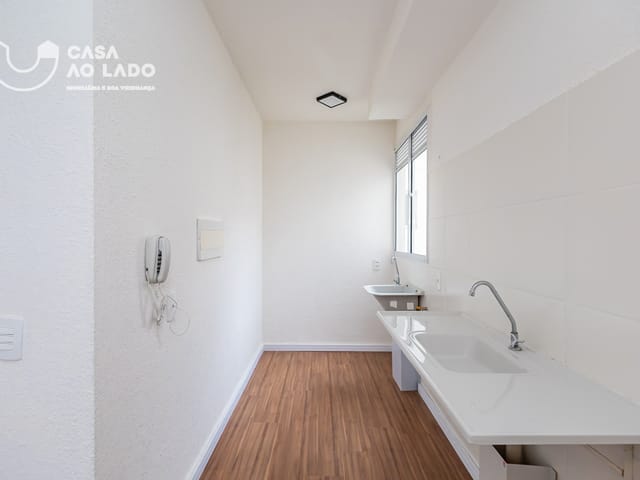 Apartamento 2 quartos e 1 banheiro, à venda, no bairro Tatuquara em Curitiba