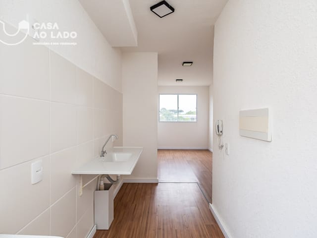 Apartamento 2 quartos e 1 banheiro, à venda, no bairro Tatuquara em Curitiba