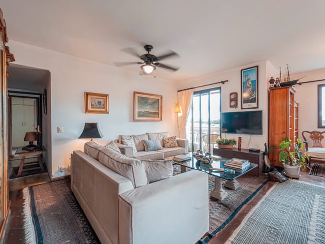 Foto do Apartamento - Apartamento tipo para venda com 3 quartos, sendo 1 suíte, 121m² | Lares e Andares Imóveis