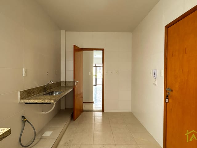 Apartamento 3 quartos e 2 banheiros, à venda, no bairro Santa Helena em Juiz de Fora