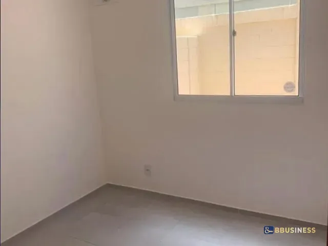 Apartamento 2 quartos e 1 banheiro, à venda, no bairro Parque Pecuária em Campos dos Goytacazes