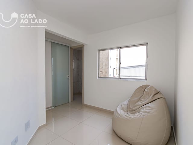 Apartamento 1 quarto e 1 banheiro, à venda, no bairro Centro em Curitiba