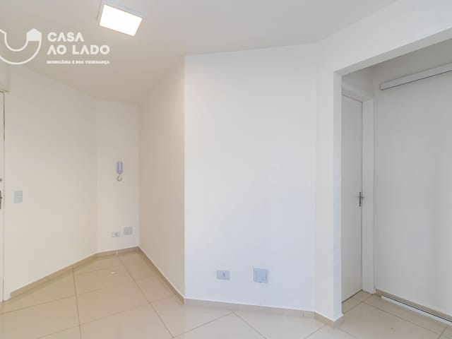 Apartamento 1 quarto e 1 banheiro, à venda, no bairro Centro em Curitiba
