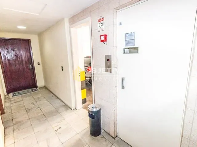 Apartamento com 51m² 1 quarto e 1 banheiro, à venda, no bairro Cidade Baixa em Porto Alegre